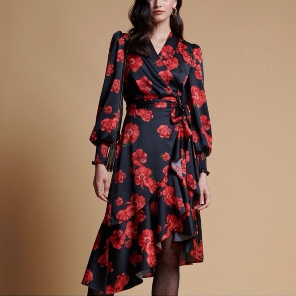 Rachel Parcell Wrap Satin Red and black
Poppy Print Asymmetrical Dress Medium
